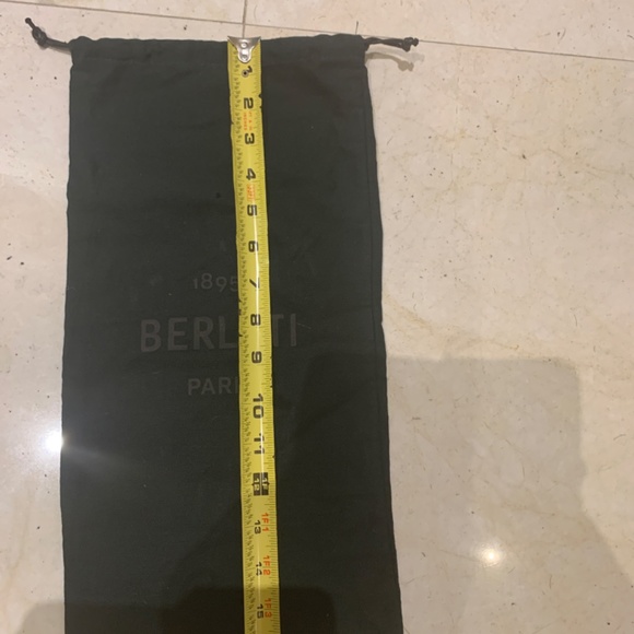 📖Bermudian Paris dust bag - Picture 2 of 2